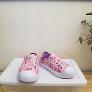 Skechers Guzman floral rubber sneakers